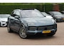 Porsche Cayenne 3.0 E-Hybrid / Trekhaak / Panoramadak / 360Camera / Head-up / Luchtvering / 21'' / Matrix LED / Leder / Sportchrono / Bose / Stoelventilatie / Stoelverwarming 4x / 4zone / Dodehoek / DAB / ACC