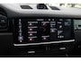 Porsche Cayenne 3.0 E-Hybrid / Trekhaak / Panoramadak / 360Camera / Head-up / Luchtvering / 21'' / Matrix LED / Leder / Sportchrono / Bose / Stoelventilatie / Stoelverwarming 4x / 4zone / Dodehoek / DAB / ACC