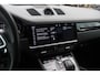 Porsche Cayenne 3.0 E-Hybrid / Trekhaak / Panoramadak / 360Camera / Head-up / Luchtvering / 21'' / Matrix LED / Leder / Sportchrono / Bose / Stoelventilatie / Stoelverwarming 4x / 4zone / Dodehoek / DAB / ACC