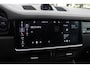 Porsche Cayenne 3.0 E-Hybrid / Trekhaak / Panoramadak / 360Camera / Head-up / Luchtvering / 21'' / Matrix LED / Leder / Sportchrono / Bose / Stoelventilatie / Stoelverwarming 4x / 4zone / Dodehoek / DAB / ACC