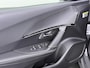 Peugeot e-2008 GT 54 kWh 156pk | Accu 95% | Navigatie | 360 camera | Alcantara bekleding | Elektrisch verstelbare bestuurdersstoel | Panoramisch schuifdak | Cruise control adaptief | Stoelverwarming | Apple Carplay en Android auto draadloos