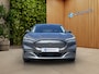 Ford Mustang Mach-E 75KWH | 95%SOH! | NL auto | 1e eig. | B&O | Adaptieve Cruise | 360 camera | Panoramadak | Stuur- stoelverw. |