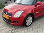 Suzuki Swift 1.3 Shogun 5 deurs! NL AUTO NAP! NAVI l Camera l Airco l 16'LMV l MTF-stuur l CarPlay l Afneem haak! TOPSTAAT!