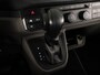 Volkswagen Crafter 35 2.0 TDI L3H3 Highline EURO VI 140 pk Automaat | Verlengde garantie | Navigatie | Trekhaak | Parkeersensoren | Achteruitrijcamera | Geveerde bestuurdersstoel |