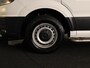 Volkswagen Crafter 35 2.0 TDI L3H3 Highline EURO VI 140 pk Automaat | Verlengde garantie | Navigatie | Trekhaak | Parkeersensoren | Achteruitrijcamera | Geveerde bestuurdersstoel |
