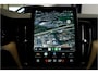 Volvo XC60 2.0 T6 AWD 335kW/399pk Aut8 Recharge Ultra Bright Executive LUCHTVERING + BOWERS&WILKINS + MATRIX LED + PANORAMADAK + BLIS + HEAD-UP + PILOT ASSIST + STOELVERWARMING/-VENTILATIE/-MASSAGE + ADAPT.CRUISE + 360 CAMERA + STUURVERWARMING + 21" LM-VELGEN!