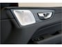 Volvo XC60 2.0 T6 AWD 335kW/399pk Aut8 Recharge Ultra Bright Executive LUCHTVERING + BOWERS&WILKINS + MATRIX LED + PANORAMADAK + BLIS + HEAD-UP + PILOT ASSIST + STOELVERWARMING/-VENTILATIE/-MASSAGE + ADAPT.CRUISE + 360 CAMERA + STUURVERWARMING + 21" LM-VELGEN!