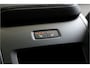 Volvo XC60 2.0 T6 AWD 335kW/399pk Aut8 Recharge Ultra Bright Executive LUCHTVERING + BOWERS&WILKINS + MATRIX LED + PANORAMADAK + BLIS + HEAD-UP + PILOT ASSIST + STOELVERWARMING/-VENTILATIE/-MASSAGE + ADAPT.CRUISE + 360 CAMERA + STUURVERWARMING + 21" LM-VELGEN!