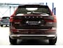 Volvo XC60 2.0 T6 AWD 335kW/399pk Aut8 Recharge Ultra Bright Executive LUCHTVERING + BOWERS&WILKINS + MATRIX LED + PANORAMADAK + BLIS + HEAD-UP + PILOT ASSIST + STOELVERWARMING/-VENTILATIE/-MASSAGE + ADAPT.CRUISE + 360 CAMERA + STUURVERWARMING + 21" LM-VELGEN!
