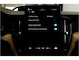 Volvo XC60 2.0 T6 AWD 335kW/399pk Aut8 Recharge Ultra Bright Executive LUCHTVERING + BOWERS&WILKINS + MATRIX LED + PANORAMADAK + BLIS + HEAD-UP + PILOT ASSIST + STOELVERWARMING/-VENTILATIE/-MASSAGE + ADAPT.CRUISE + 360 CAMERA + STUURVERWARMING + 21" LM-VELGEN!
