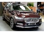 Volvo XC60 2.0 T6 AWD 335kW/399pk Aut8 Recharge Ultra Bright Executive LUCHTVERING + BOWERS&WILKINS + MATRIX LED + PANORAMADAK + BLIS + HEAD-UP + PILOT ASSIST + STOELVERWARMING/-VENTILATIE/-MASSAGE + ADAPT.CRUISE + 360 CAMERA + STUURVERWARMING + 21" LM-VELGEN!
