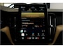 Volvo XC60 2.0 T6 AWD 335kW/399pk Aut8 Recharge Ultra Bright Executive LUCHTVERING + BOWERS&WILKINS + MATRIX LED + PANORAMADAK + BLIS + HEAD-UP + PILOT ASSIST + STOELVERWARMING/-VENTILATIE/-MASSAGE + ADAPT.CRUISE + 360 CAMERA + STUURVERWARMING + 21" LM-VELGEN!