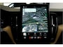 Volvo XC60 2.0 T6 AWD 335kW/399pk Aut8 Recharge Ultra Bright Executive LUCHTVERING + BOWERS&WILKINS + MATRIX LED + PANORAMADAK + BLIS + HEAD-UP + PILOT ASSIST + STOELVERWARMING/-VENTILATIE/-MASSAGE + ADAPT.CRUISE + 360 CAMERA + STUURVERWARMING + 21" LM-VELGEN!