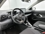 Toyota Yaris 1.5 Hybrid Business Plus | BTW voertuig | Dealer Onderhouden | 1e Eigenaar | Navigatie | Apple CarPlay/Android Auto | Climate Control | Cruise Control Adaptive |