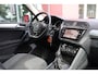 Volkswagen Tiguan 1.5 TSI 130pk Comfortline | Origineel NL | ACC | Navigatie | Trekhaak | 1.600kg trekgewicht |