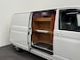 Volkswagen Transporter 2.0 TDI L2H1 Automaat HANDEL / EXPORT Airco Navi LM velgen LED Achterklep Trekhaak Adaptieve Cruise Control