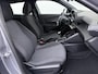 Peugeot 2008 SUV Style 100pk | Navigatie via Apple Carplay en Android auto | Automatische Airco | Parkeersensoren achter | Cruise control