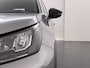 Peugeot 2008 SUV Style 100pk | Navigatie via Apple Carplay en Android auto | Automatische Airco | Parkeersensoren achter | Cruise control