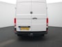 Volkswagen Crafter 2.0 TDI L3H3 Highline 140PK | Automaat | Trekhaak | Navigatie | Cruise Control | Multifunctioneel Stuurwiel | Apple/Android Carplay | DAB+ | Parkeersensoren Voor + Achter | Achteruitrijcamera |