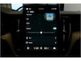 Volvo XC60 2.0 T6 AWD 293kW/399pk Aut8 Plug-in hybrid Plus Bright PANORAMADAK + HARMAN/KARDON + 360 CAMERA + HEAD-UP + BLIS + LANE ASSIST + STOEL-&STUURVERWARMING + ADAPT.CRUISE + PILOT ASSIST + MATRIX LED + KEYLESS ENTRY&GO + PARKSENSOREN V&A + 19" LM-VELGEN!!