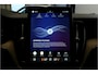 Volvo XC60 2.0 T6 AWD 293kW/399pk Aut8 Plug-in hybrid Plus Bright PANORAMADAK + HARMAN/KARDON + 360 CAMERA + HEAD-UP + BLIS + LANE ASSIST + STOEL-&STUURVERWARMING + ADAPT.CRUISE + PILOT ASSIST + MATRIX LED + KEYLESS ENTRY&GO + PARKSENSOREN V&A + 19" LM-VELGEN!!
