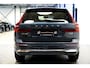 Volvo XC60 2.0 T6 AWD 293kW/399pk Aut8 Plug-in hybrid Plus Bright PANORAMADAK + HARMAN/KARDON + 360 CAMERA + HEAD-UP + BLIS + LANE ASSIST + STOEL-&STUURVERWARMING + ADAPT.CRUISE + PILOT ASSIST + MATRIX LED + KEYLESS ENTRY&GO + PARKSENSOREN V&A + 19" LM-VELGEN!!