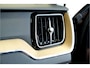 Volvo XC60 2.0 T6 AWD 293kW/399pk Aut8 Plug-in hybrid Plus Bright PANORAMADAK + HARMAN/KARDON + 360 CAMERA + HEAD-UP + BLIS + LANE ASSIST + STOEL-&STUURVERWARMING + ADAPT.CRUISE + PILOT ASSIST + MATRIX LED + KEYLESS ENTRY&GO + PARKSENSOREN V&A + 19" LM-VELGEN!!