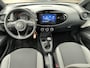 Toyota Aygo X 1.0 VVT-i MT Play Nette auto, zeer lage KM stand, navigatie Apple CarPlay/Android Auto, adaptieve cruise control, camera
