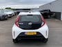 Toyota Aygo X 1.0 VVT-i MT Play Nette auto, zeer lage KM stand, navigatie Apple CarPlay/Android Auto, adaptieve cruise control, camera