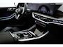 BMW X5 xDrive50e M-Sport | PANORAMADAK | HEAD UP | HOUTAFWERKING | ACHTERBANKVERWARMING | TREKHAAK | 360 CAMERA | 21"
