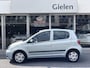 Toyota Yaris 1.3 VVTI 5DR Automaat Sol | 2e eigenaar, Airconditioning, Trekhaak, Stuurbediening, Radio/CD-Speler