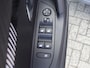 Peugeot 2008 1.2 PureTech 130pk Automaat Allure Navigatie Apple Carplay/Android Auto 360 camera Parkeersensoren Blind Spot Assist Adaptive Cruise Control Stoelverwarming Getinte ramen Climate Control