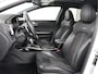 Kia ProCeed 1.5 T-GDI GT-Line | Panoramadak | Trekhaak | Half Leder | Stuur/stoelverwarming | Virtual dashboard | Adaptive cruise | Camera | Carplay | Dodehoek detectie |