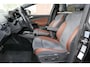 Volkswagen ID.4 First Max 77 kWh, SOH 87%, Trekhaak, Stoelverw. Camera, Carplay, Zeer Luxe, Rijklaarprijs incl garantie.