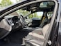 Volvo XC60 2.0 T8 Plug-in-hybrid AWD Polestar Engineered ELEKTRISCHE TREKHAAK| VOLVO DEALER ONDERHOUDEN RECENT ONDERHOUD GEHAD| ELEKTRISCHE STOELEN MET MEMORY| HARMAN KARDON| PANORAMADAK| HEAD UP DISPLAY| 360 CAMERA| ACHTERBANK VERWARMD