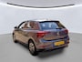 Volkswagen Polo 1.0 TSI 95pk Life / Navigatie by APP / LM 15 inch / Parkeersensoren / LED Lage km stand!!