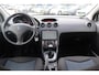 Peugeot 308 1.6 VTi Blue Lease Executive | Camera | Trekhaak | Cruise control | Climate control | Onderhouden!