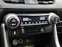 Toyota RAV4 2.5 Hybrid Dynamic | BTW voertuig | Trekhaak | Parkeersensoren achter | Stoelverwarming | Elektrische achterklep | Apple CarPlay/Android Auto | Climate Control