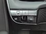 Hyundai Ioniq 5 Connect 77.4 kWh / SOH 100% / Trekgewicht 1600 kg / CCS snelladen / Warmtepomp / Rondomzicht camera / Stuur- Stoel & Achterbank verwarming / Adaptief cruise control / Draadloze telefoon lader / Apple Carplay Android Auto /