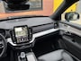 Volvo XC90 T8 AWD Ultra Black Edition Luchtvering 21" B&W Massage Trekhaak