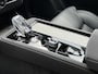 Volvo XC90 T8 AWD Ultra Black Edition Luchtvering 21" B&W Massage Trekhaak