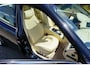 Maserati Quattroporte 4.2 ZF Automaat |V8 |401 pk |Topstaat |Beige leder |Xenon |Schuifdak |Entertainmentsysteem |Parkeersensoren voor en achter |Climate |Cruise |19" lichtmetalen velgen