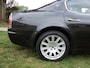 Maserati Quattroporte 4.2 ZF Automaat |V8 |401 pk |Topstaat |Beige leder |Xenon |Schuifdak |Entertainmentsysteem |Parkeersensoren voor en achter |Climate |Cruise |19" lichtmetalen velgen