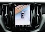 Volvo XC60 T8 Plug-in hybrid AWD Ultimate Dark | Panoramisch schuif-/ kanteldak | Head-up display | Harman Kardon | Elektrische voorstoelen met geheugenfunctie | Trekhaak, inklapbaar | 360 graden camera | Stoel-/ stuurwielverwarming | Pilot assist | Apple carplay/ Android auto