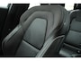 Volvo XC60 T8 Plug-in hybrid AWD Ultimate Dark | Panoramisch schuif-/ kanteldak | Head-up display | Harman Kardon | Elektrische voorstoelen met geheugenfunctie | Trekhaak, inklapbaar | 360 graden camera | Stoel-/ stuurwielverwarming | Pilot assist | Apple carplay/ Android auto