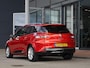 Renault Clio Estate 0.9 TCe Limited 90pk | Navigatie | Trekhaak | Airco | Cruise Control | Parkeerhulp achter | Extra getint glas | Lichtmetalen velgen