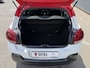 Citroën C3 82pk Shine (Camera - Keyless Entry - Dodehoek detectie - Automatische Airco - Navigatie - Apple Carplay - DAB)