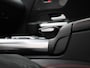 Mercedes-Benz B-klasse 180 Business Solution AMG | Automaat | Climate Control | Stoelverwarming | Achteruitrijcamera | Parkeersensoren | Trekhaak |