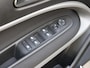 Jeep Avenger Longitude 54 kWh | Accu 97% | Apple Carplay/Android Auto | Cruise Control | Parkeersensoren achter | Airco | Bluetooth |