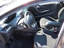Peugeot 208 1.2 PureTech Signature *Carplay *Navi